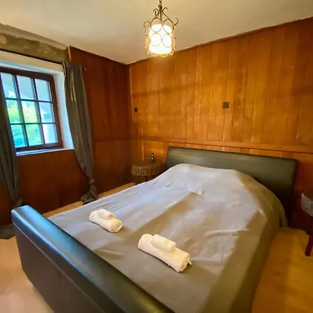 Szigliget Udvarhaz Apartment *